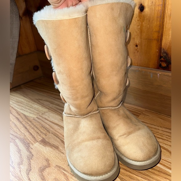 Triple Bailey Button UGG Boots - Picture 1 of 9